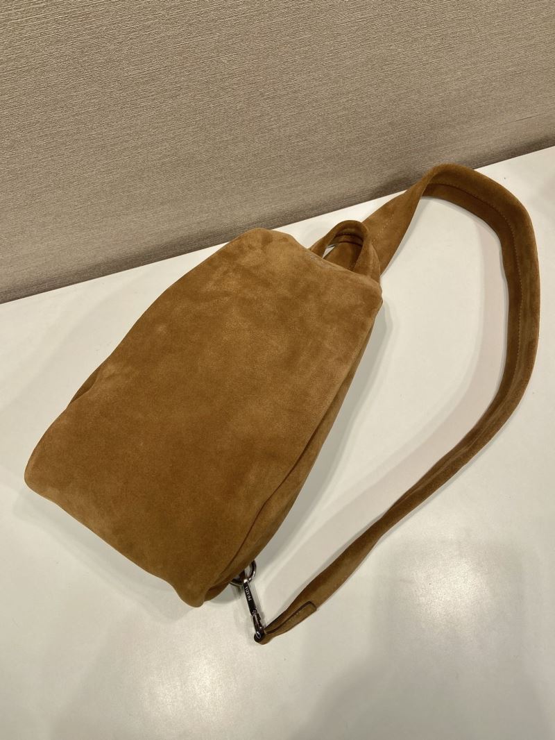 Pra*a waist chest packs